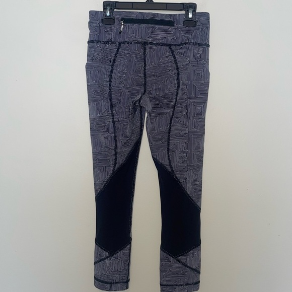 Lululemon Pace Rival Crop Tights Maze Jacquard White Black with Mesh Size 4 - Picture 7 of 10